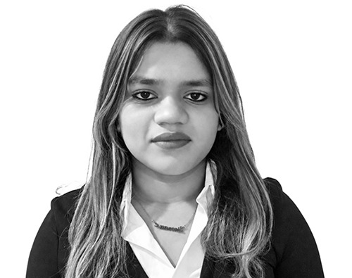 Simran <br /> Majotra